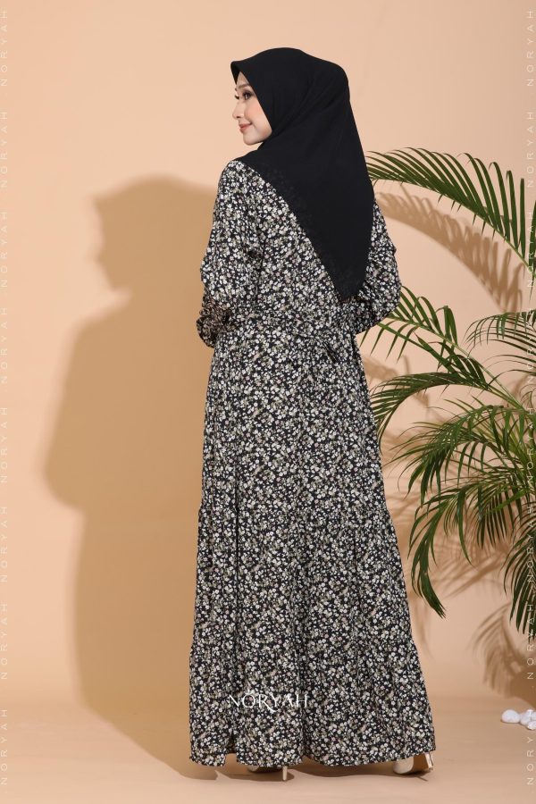 black floral dress (jubah muslimah hitam)